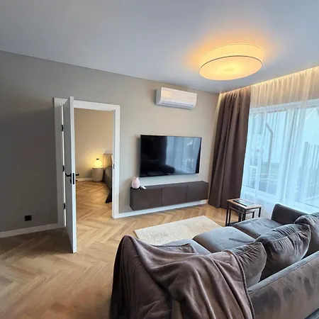 Two Bedroom Luxurious Spacios Apartament Wilno