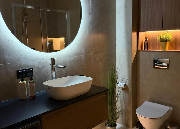 شقة Two Bedroom Luxurious Spacios فيلنيوس