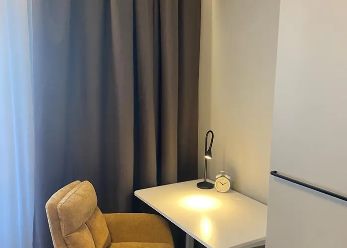 Two Bedroom Luxurious Spacios Apartamento